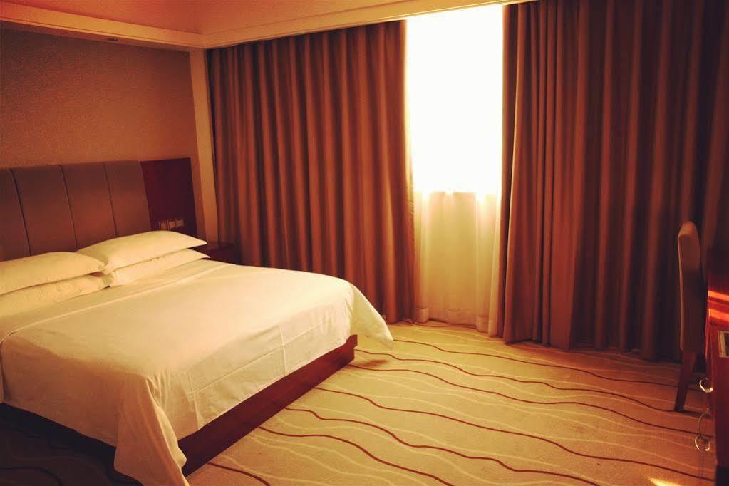גואנגג'ואו Boman Hotel מראה חיצוני תמונה