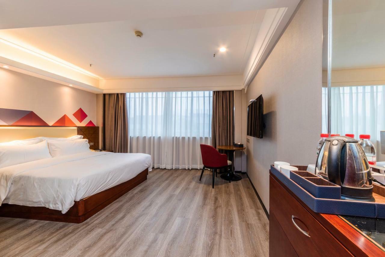 גואנגג'ואו Boman Hotel מראה חיצוני תמונה